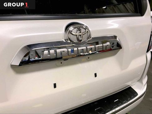 Used 2022 Toyota 4Runner Limited image 9