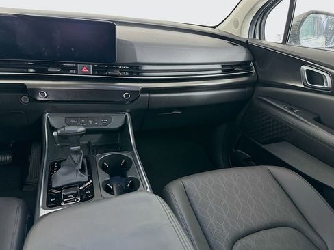 Used 2026 Kia Carnival SX w/ SX Dark Edition Package image 31