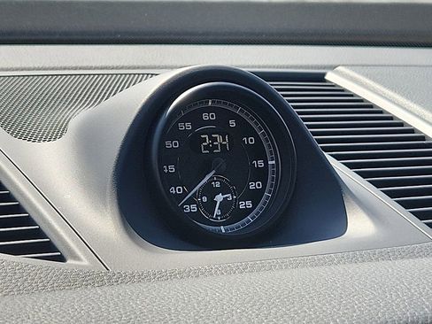 Used 2025 Porsche Macan S image 23