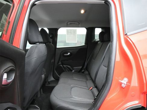 Used 2020 Jeep Renegade Sport image 13