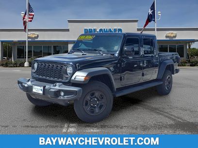Used 2024 Jeep Gladiator Sport