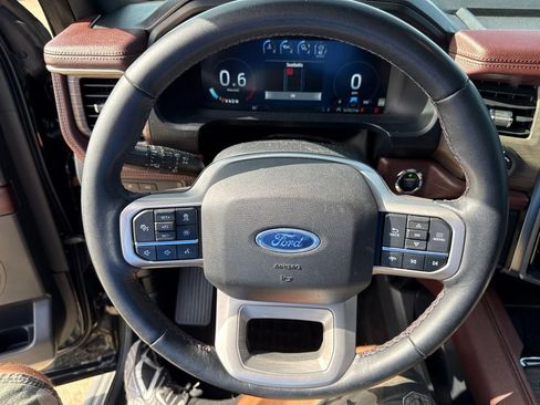Used 2023 Ford Expedition Limited RWD image 23