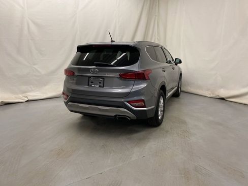 Used 2019 Hyundai Santa Fe SE image 6
