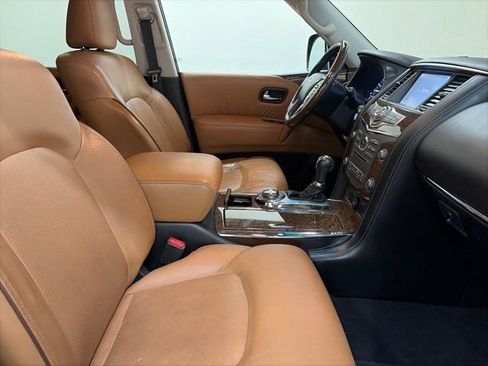 Used 2016 INFINITI QX80 Limited w/ All Season Package image 36