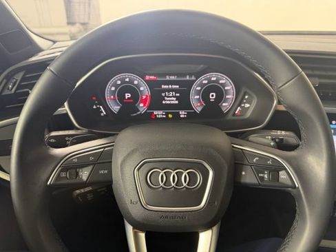 Certified 2022 Audi Q3 2.0T Premium Plus w/ Premium Plus Package AWD/4WD image 13