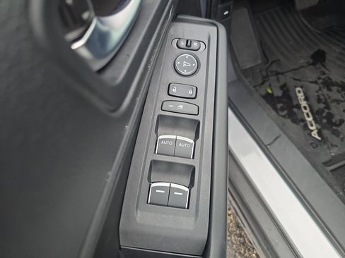 Used 2025 Honda Accord LX image 14