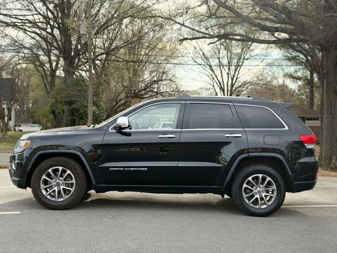 Used 2015 Jeep Grand Cherokee Limited RWD image 3