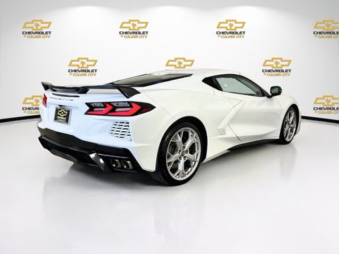 Used 2022 Chevrolet Corvette Stingray Premium Cpe w/ Z51 Performance Package RWD image 8
