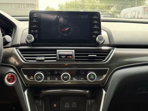 Used 2022 Honda Accord Sport image 12