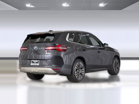 Used 2025 BMW X3 xDrive30i w/ Convenience Package AWD/4WD image 9