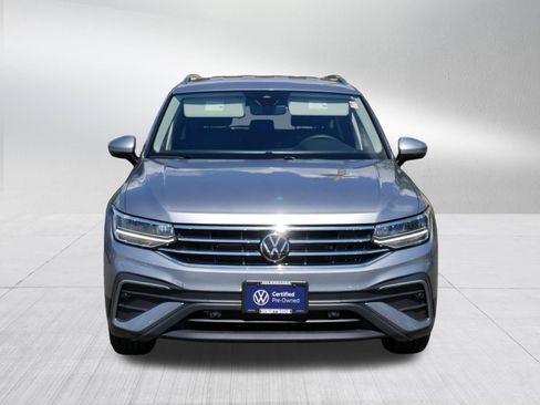 Certified 2024 Volkswagen Tiguan SE AWD/4WD image 2