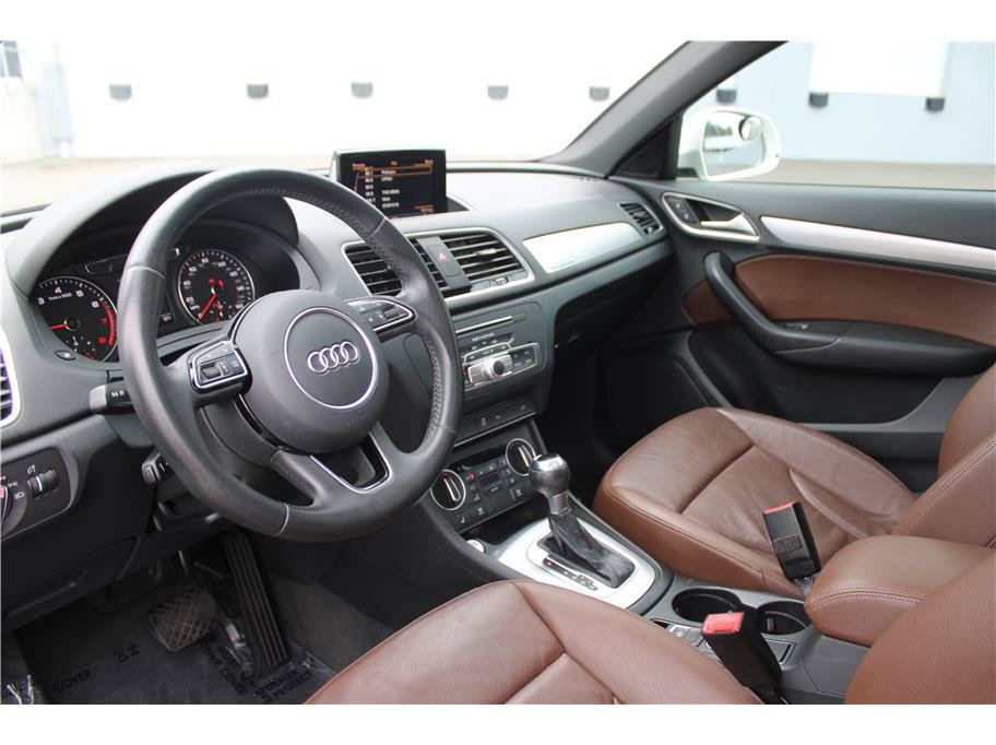Used 2018 Audi Q3 2.0T Premium AWD/4WD image 9