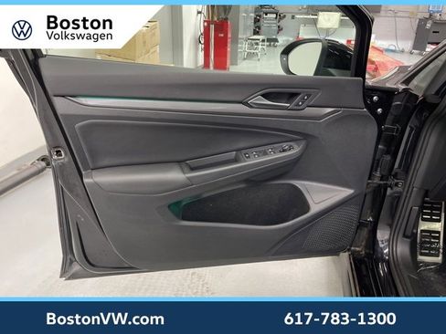 Used 2024 Volkswagen GTI Autobahn image 27