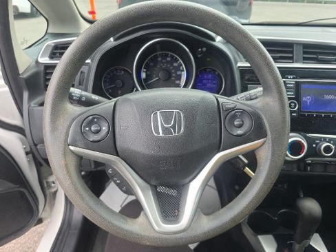 Used 2019 Honda Fit LX image 8
