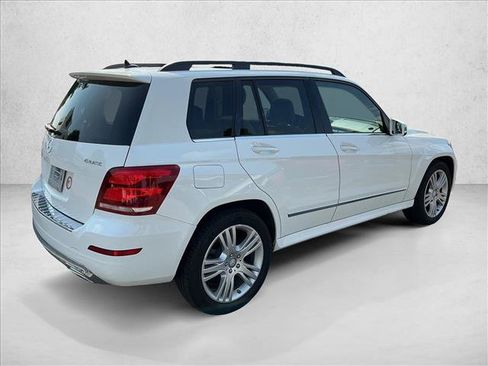 Used 2015 Mercedes-Benz GLK 350 4MATIC image 5