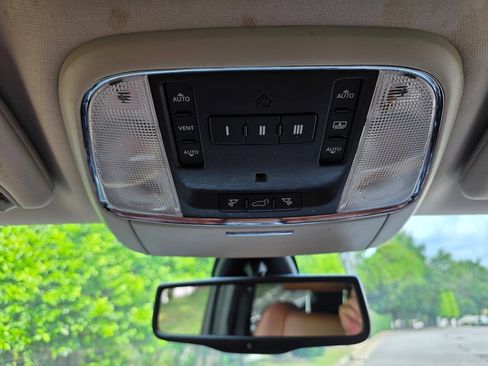 Used 2013 Jeep Grand Cherokee Overland AWD/4WD image 26