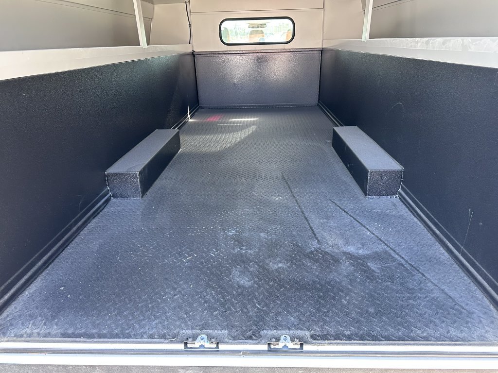 New 2024 Ford F550 4x4 Regular Cab Super Duty image 46