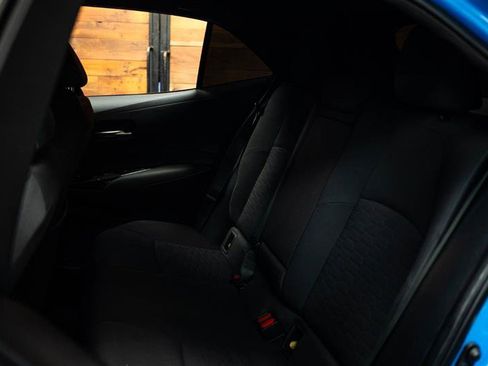 Used 2020 Toyota Corolla SE w/ Carpet Mat Package FWD image 10