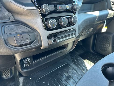 New 2026 RAM 4500 Tradesman w/ Chrome Appearance Group AWD/4WD image 25