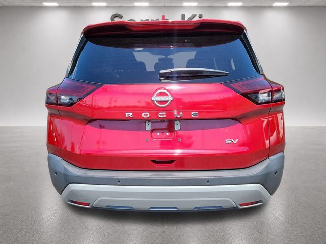 Used 2023 Nissan Rogue SV FWD image 4