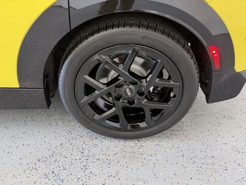 Certified 2026 MINI Cooper S FWD image 24