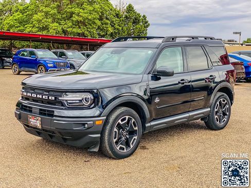 Used 2024 Ford Bronco Sport Outer Banks w/ Tech Package AWD/4WD image 4