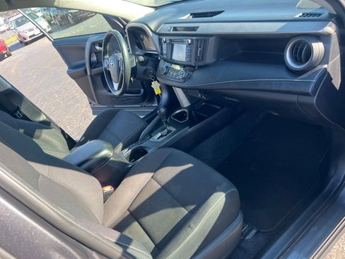 Used 2018 Toyota RAV4 Adventure image 20