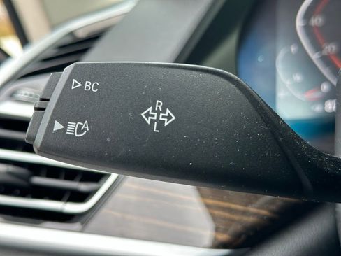 Used 2021 BMW X7 xDrive40i w/ Executive Package image 35