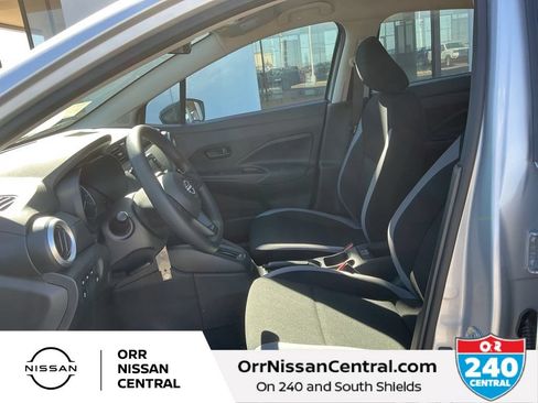 Used 2025 Nissan Versa S w/ Trunk Package FWD image 17