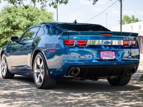 Used 2010 Chevrolet Camaro SS w/ RS Package RWD image 7