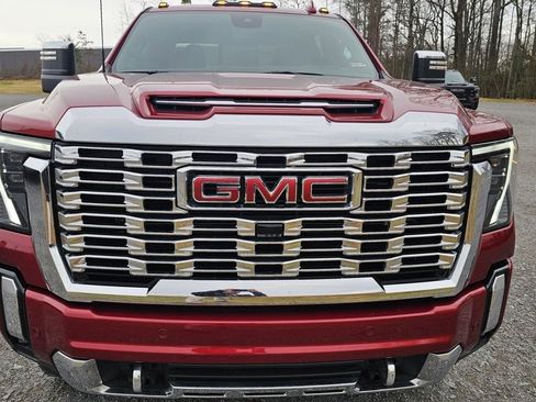 Used 2024 GMC Sierra 2500 Denali w/ Denali Reserve Package image 2