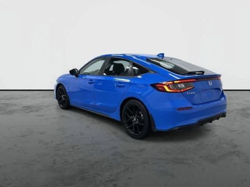 Used 2024 Honda Civic Sport image 9