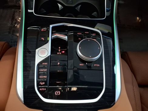 New 2026 BMW X5 xDrive40i AWD/4WD image 13