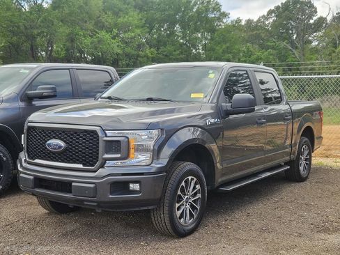 Used 2018 Ford F150 XL w/ Equipment Group 101A Mid image 3