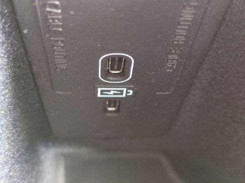 New 2026 Volvo XC60 B5 Plus w/ Protection Package Premier image 21