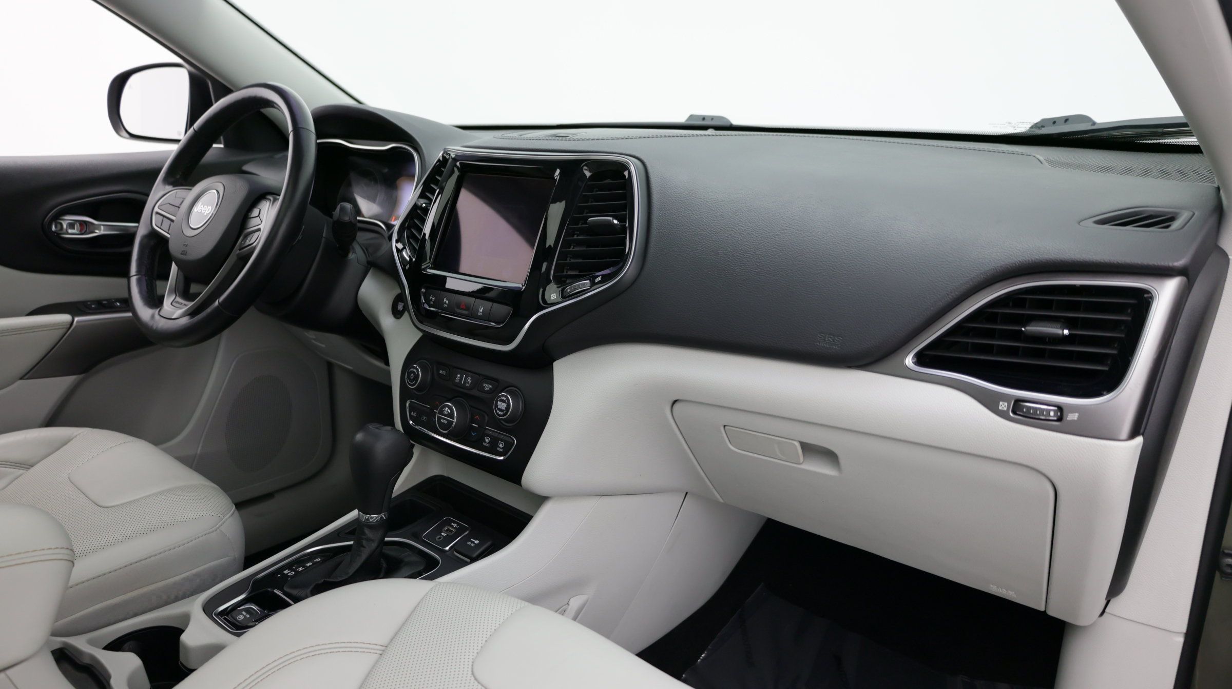 Used 2021 Jeep Cherokee Limited FWD image 39