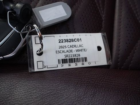 Used 2025 Cadillac Escalade Premium Luxury w/ LPO, Floor Liner Package image 77