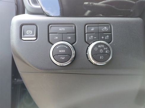 New 2026 GMC Sierra 1500 SLT w/ SLT Premium Package image 31