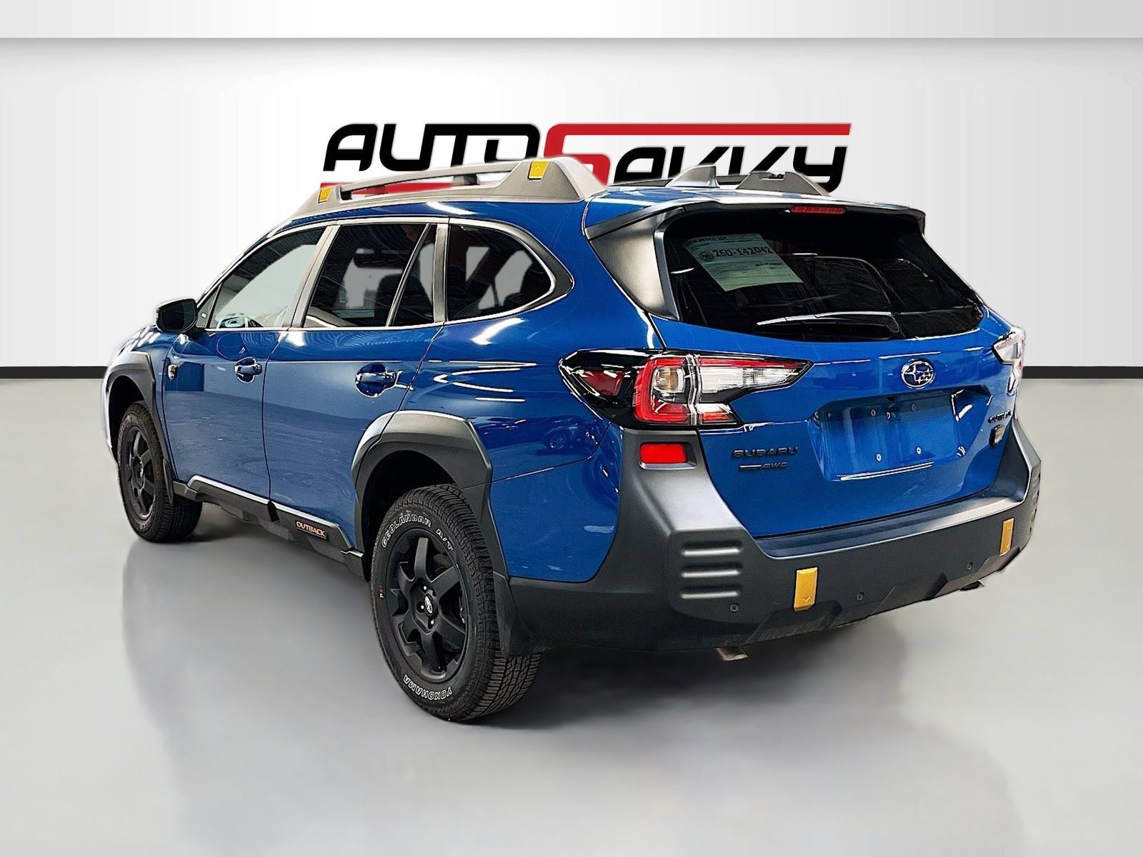 Used 2025 Subaru Outback Wilderness w/ Wilderness Package AWD/4WD image 5