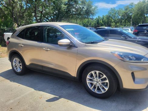 Used 2020 Ford Escape SE FWD image 78