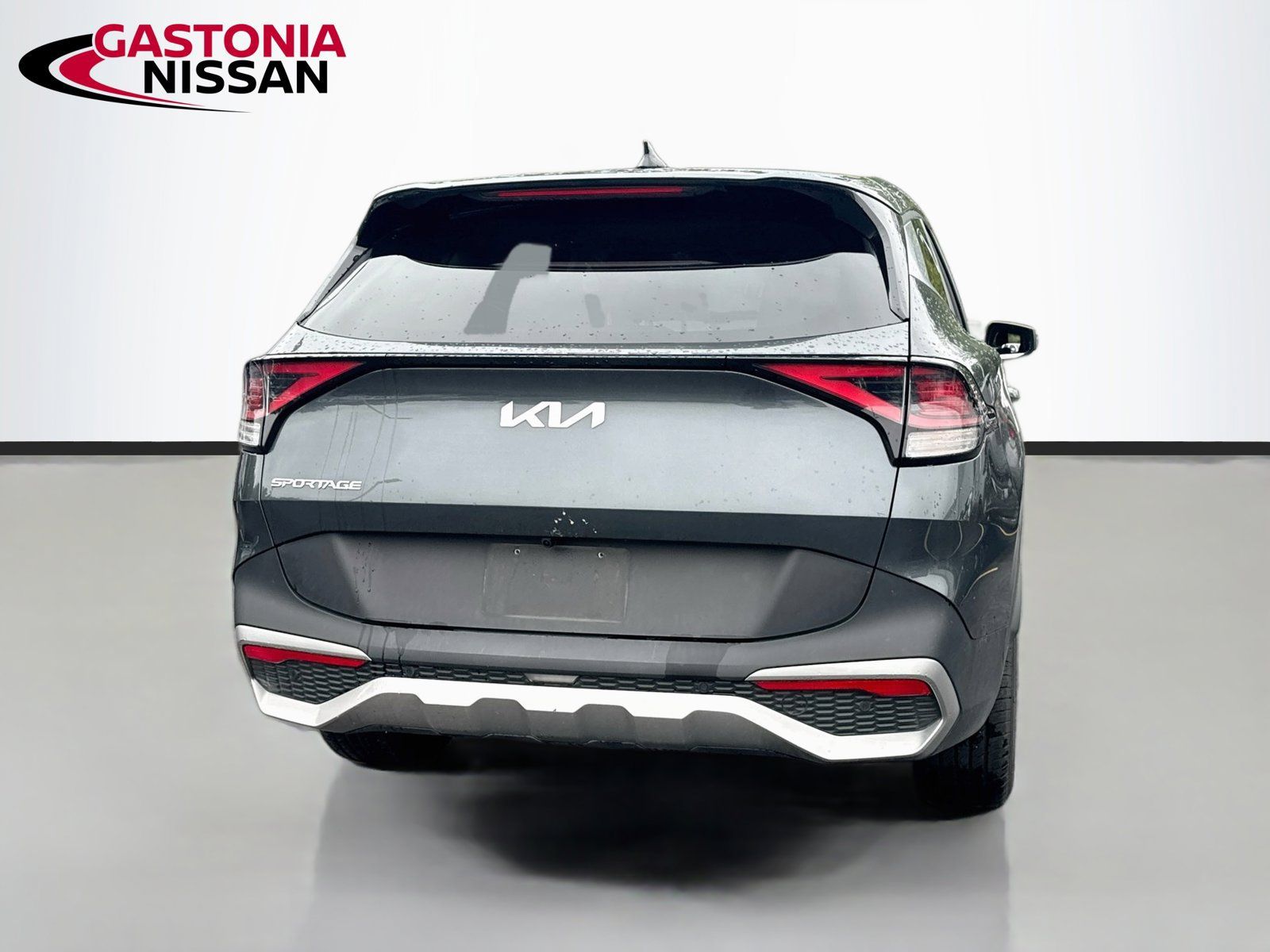 Used 2025 Kia Sportage LX FWD image 7