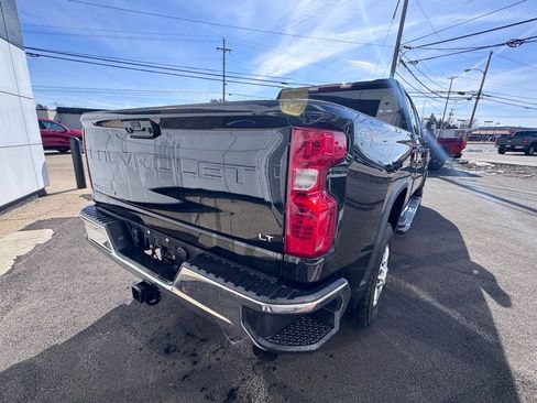 Used 2025 Chevrolet Silverado 2500 LT w/ Convenience Package image 6