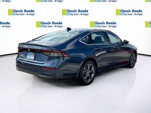 Used 2023 Honda Accord EX image 8