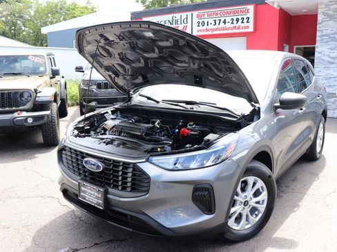 Used 2025 Ford Escape Active AWD/4WD image 47