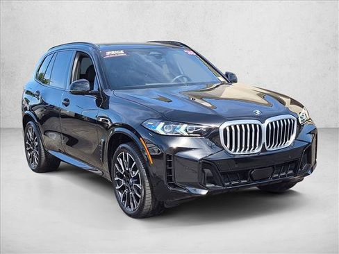 Used 2026 BMW X5 sDrive40i w/ M Sport Package RWD image 3