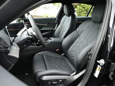 New 2027 BMW 530i RWD image 20