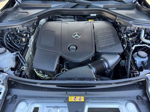 Used 2026 Mercedes-Benz GLC 300 GLC 300 image 10