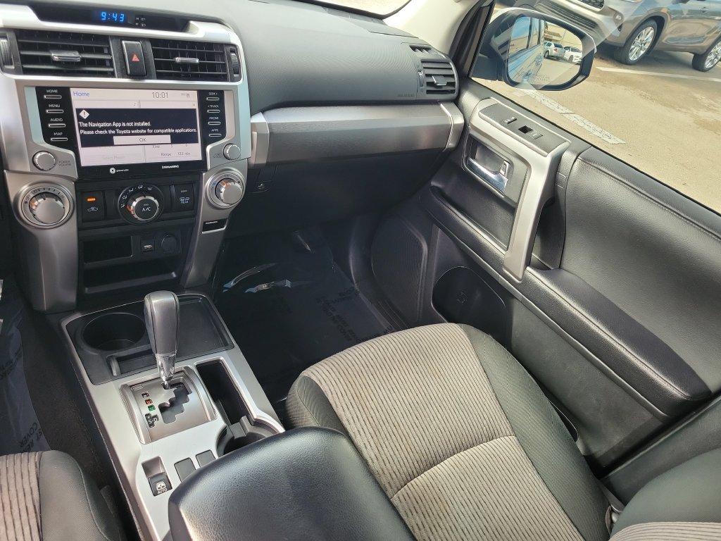 Used 2020 Toyota 4Runner SR5 RWD image 28