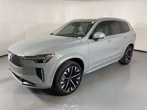 New 2026 Volvo XC90 B6 Ultra w/ Protection Package AWD/4WD image 4