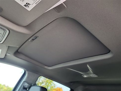 New 2026 GMC Sierra 3500 Denali w/ Denali Reserve Package image 30